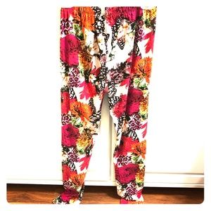 Leggings worn once like new condition!